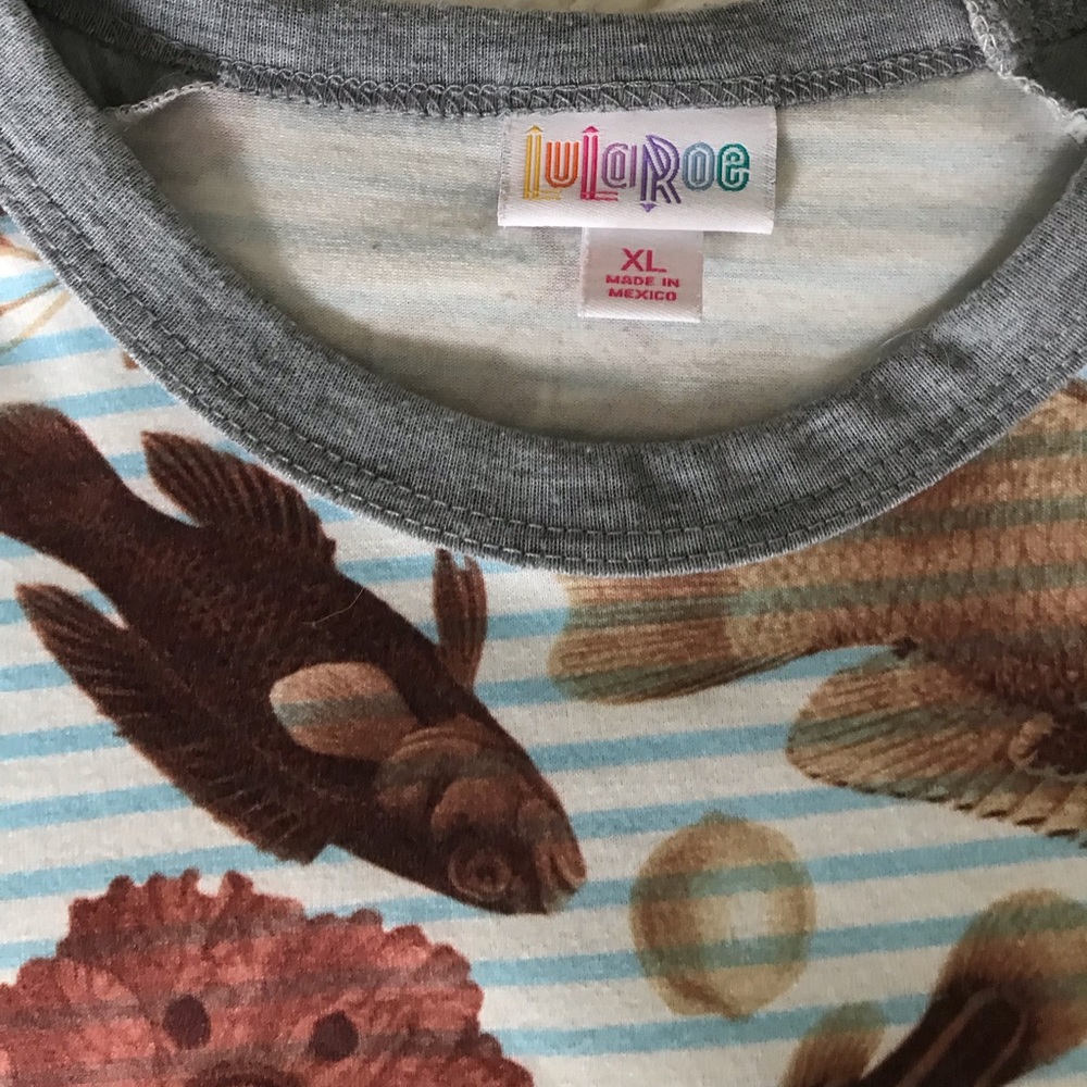 XL Fish LuLaRoe Randy - Picture 2 of 3